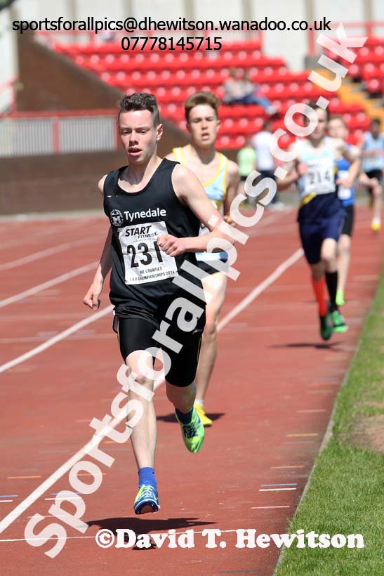 Under-15 boys 1500 metres at the North Eastern Championships, Gateshead International Stadium.  Photos: David T. Hewitson/Sports for All Pics